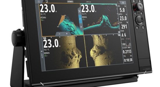Simrad NSS12 EVO3S | Haines Hunter HQ
