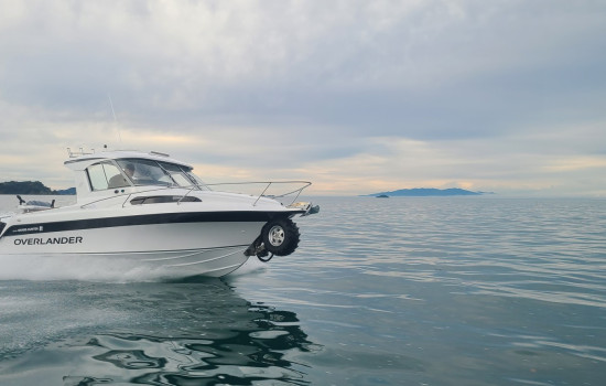 Overlander Pursuit 725                  | Haines Hunter HQ