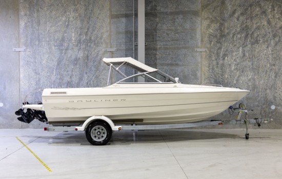 1999 Bayliner 1950 Capri | Haines Hunter HQ