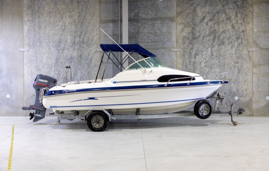 2002 Haines Signature 550C | Haines Hunter HQ