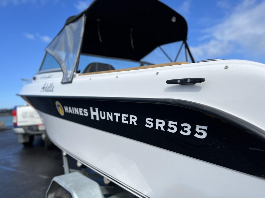  | Haines Hunter HQ