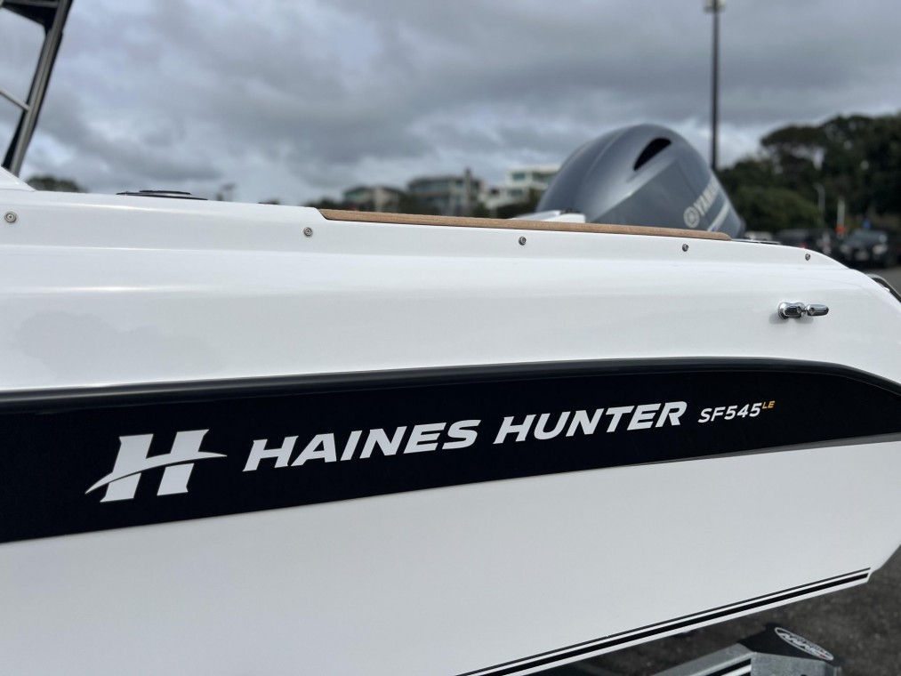  | Haines Hunter HQ