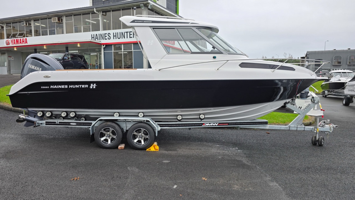  | Haines Hunter HQ