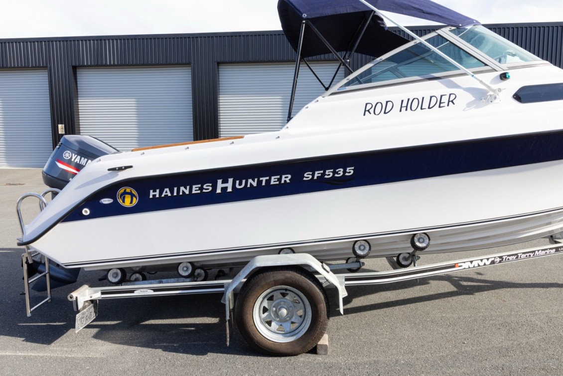  | Haines Hunter HQ
