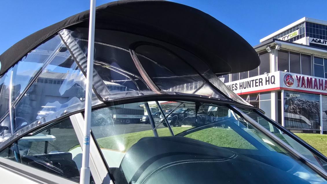  | Haines Hunter HQ