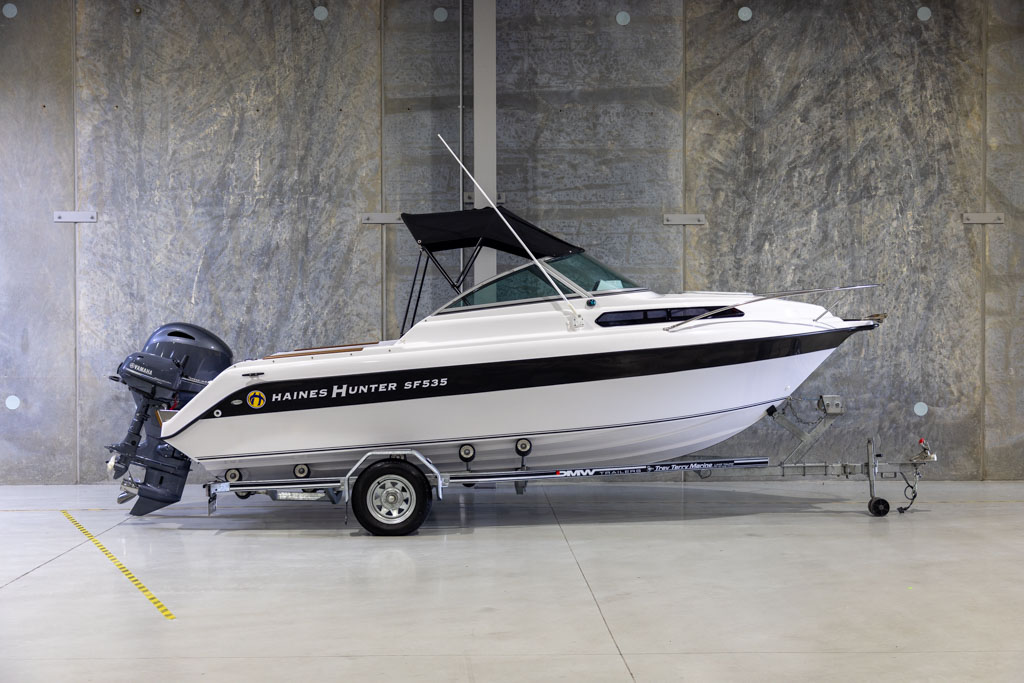 2017 Haines Hunter SF535